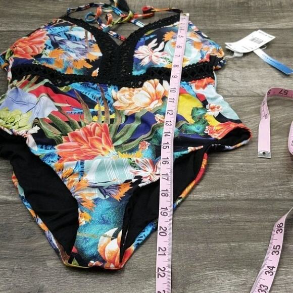 Lucky Brand Crochet Accent V Neck One Piece Size S - Picture 6 of 9